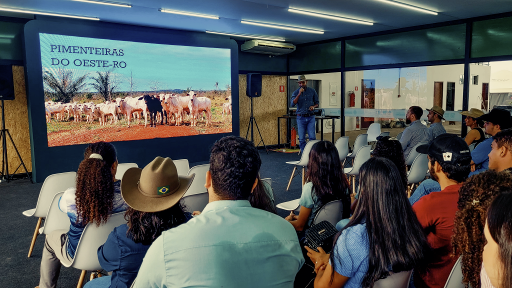 CRMV-RO apresenta palestra sobre clostridioses bovinas na Rondônia Rural Show 2026